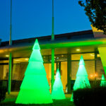 arbre lumineux led exterieur devant maison